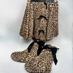 Animal Print Leopard Faux Fur Christmas Tree Skirt & Stockings Set